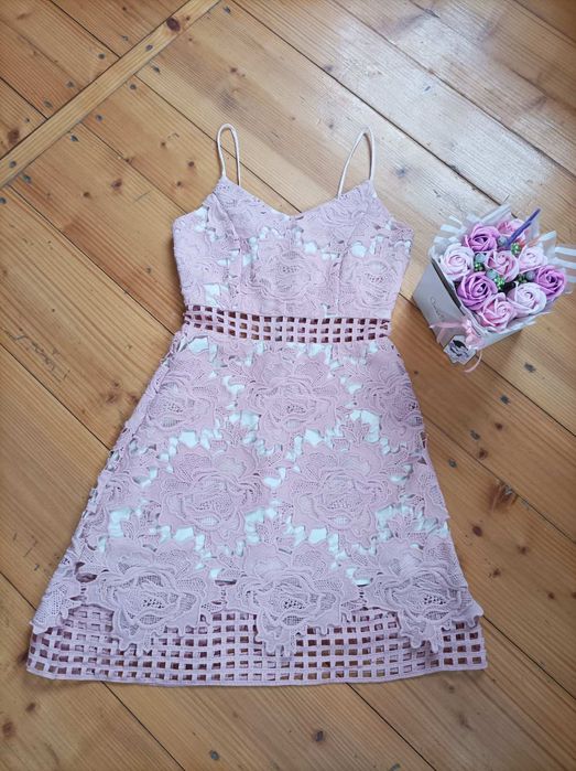 Сукні нові і у/б