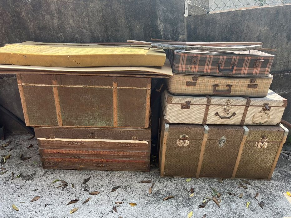 Malas e arcas vintage para restauro