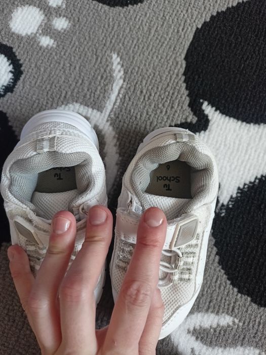 Buty dla chłopca 22/23