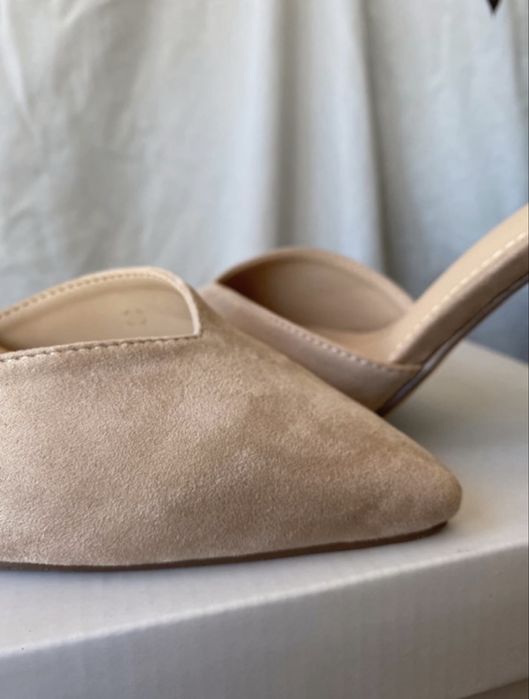 Sapatos de salto alto da SeaSide