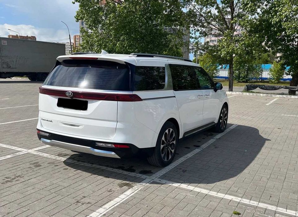 2021  Kia Carnival 2.2 9 місна  дизель максимальна компл