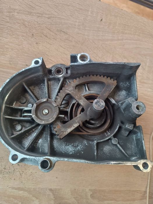 Крышка вариатора Suzuki lets