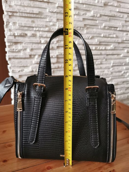 Czarna torebka Parfois