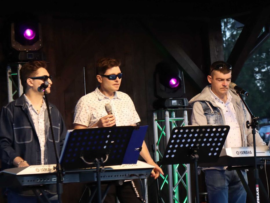 Zespół muzyczny "SINGERS" oprawa muzyczna imprez okolicznościowych
