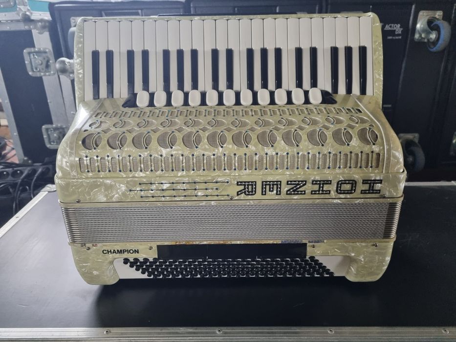 Akordeon Hohner Champion 120 Basów + Oryginalny Futerał | Stan Dobry