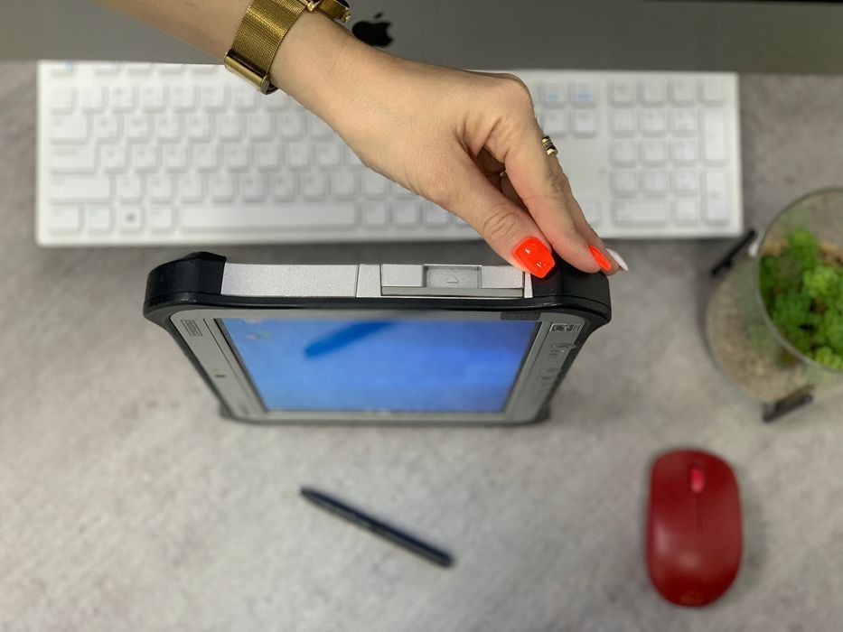 AgOpenGPS Panasonic FZ-G1 i5-5300 8GB 1Tb SSD do nawigacji rolniczej