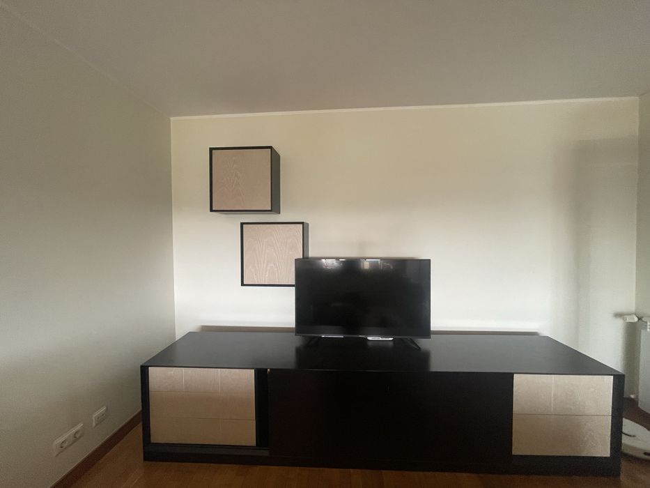 Móvel de TV - muito bom