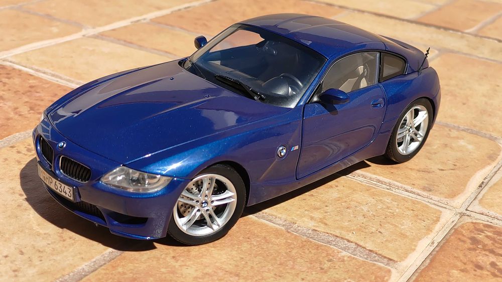 BMW Z4 M Kyosho 1/18
