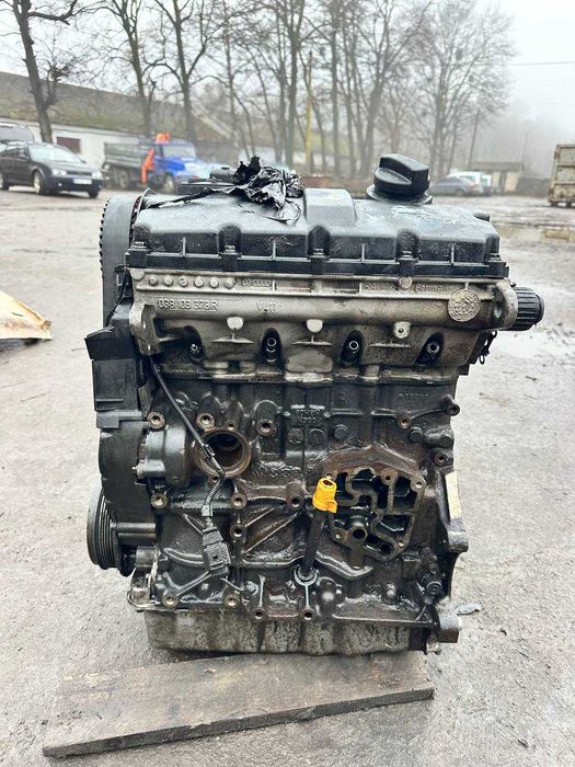 Двигун Мотор ARL 150 коней Vw Golf Bora Skoda Octavia tour 1.9 TDI