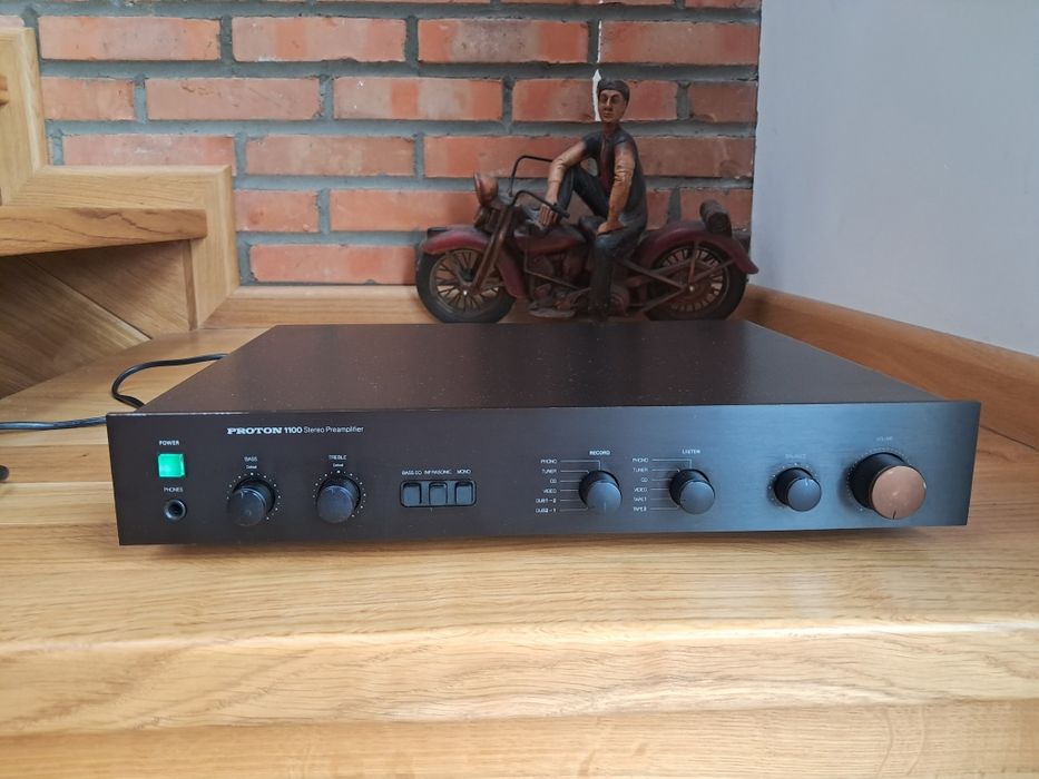 Przedwzmacniacz PROTON 1100