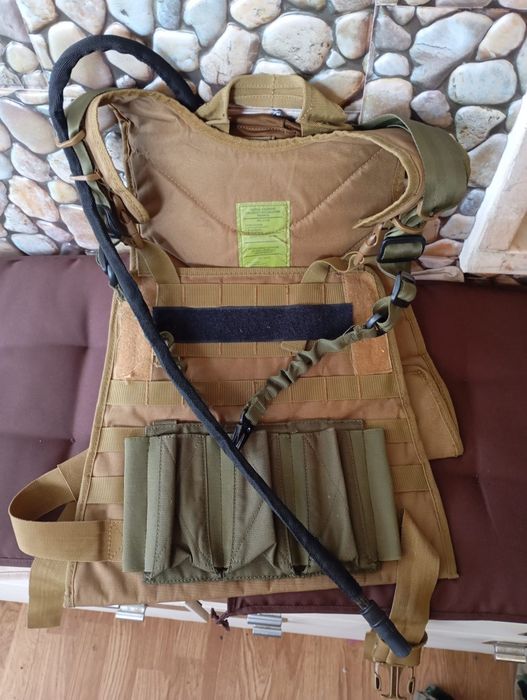 Airsoft farda original com colete e camelback