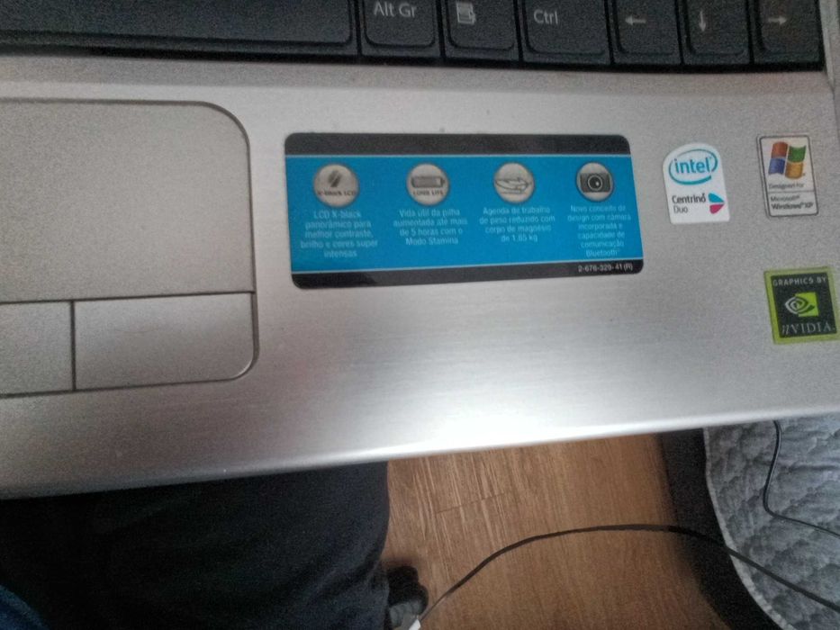 Portátil Sony Vaio VGN-SZ1HP/B sem carregador para peças