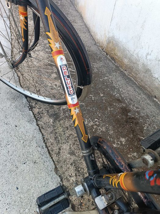 Bicicleta pasteleira antiga