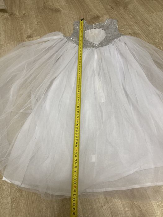 Spektakularna sukienka biały tiul cekiny