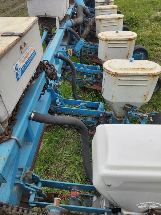 СУПН 8 А СІЯЛКА ЗЕРНОВА продам сіялку у гарному стані
