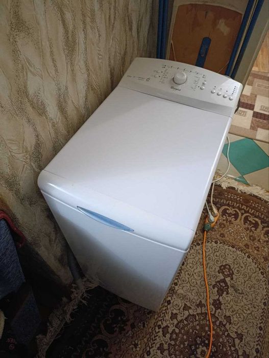 Стиральная машина Whirlpool AWE 55610, вертикальная, 5,5 кг