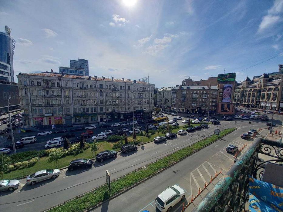 Продам квартиру з каміном вул Басейна 15 Центр Бесарабка Хрещатик