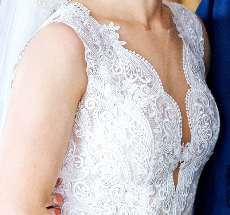 Elegancka suknia ślubna