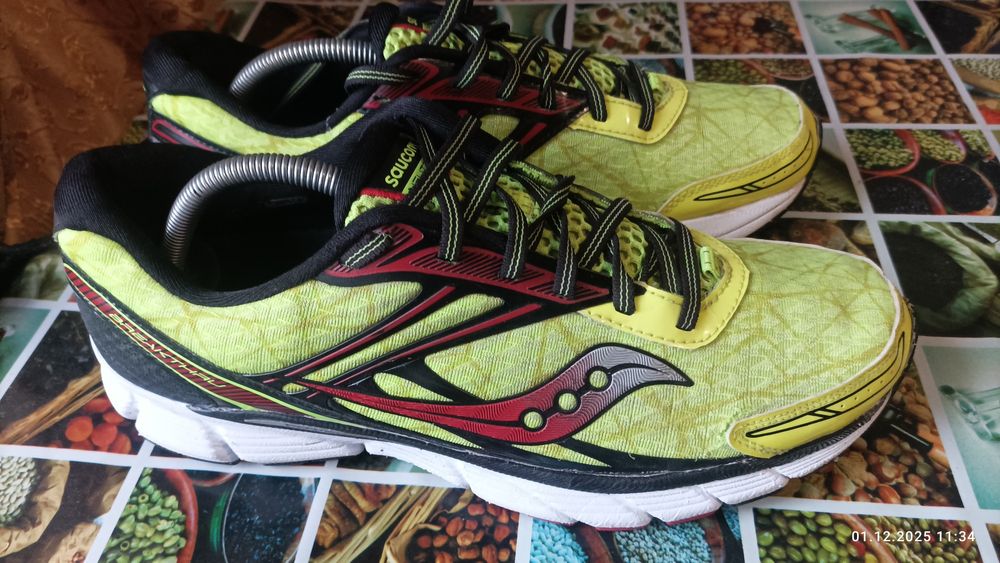 Кросівки Saucony