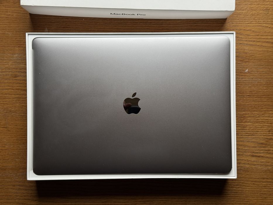 Mac Book Pro 15 pro 2018