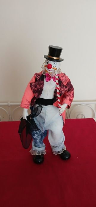 Estatueta/palhaço mágico