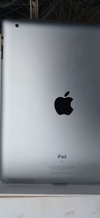 Планшет Эпл б/у в рабочем состоянии