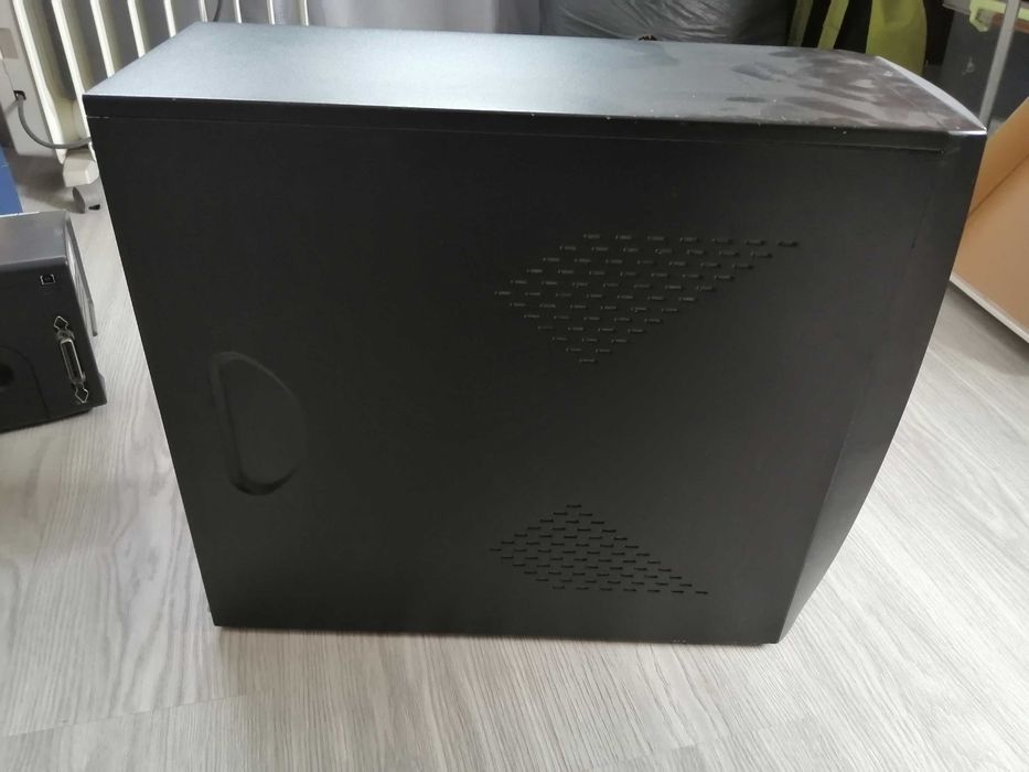 Computador fixo Intel Pentium 4