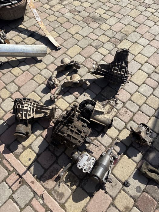 Продам два передніх моста (Нива)