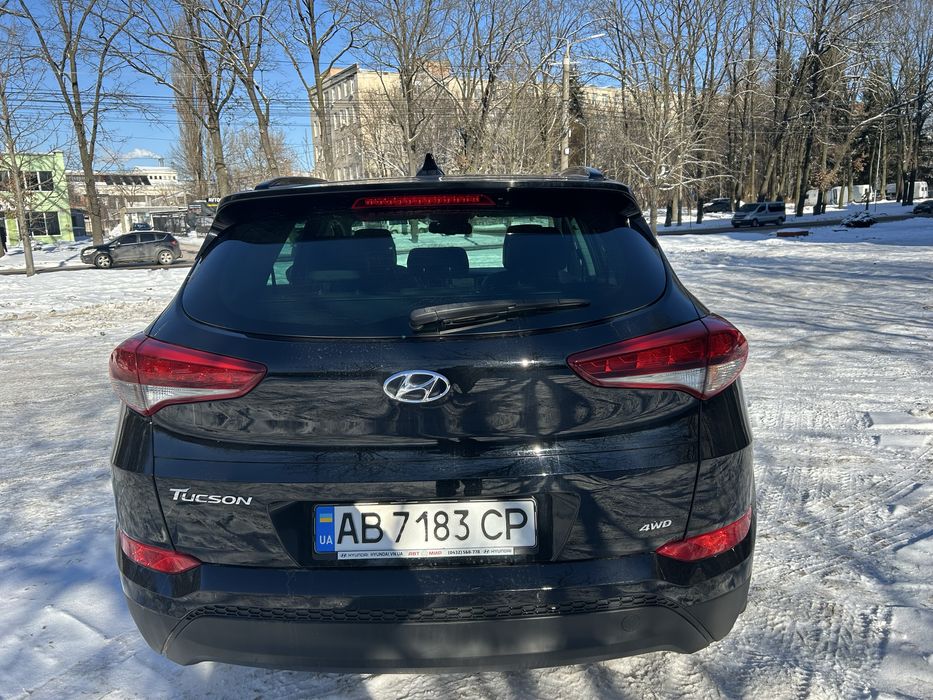 Офіційне авто ,максимальна комплектація