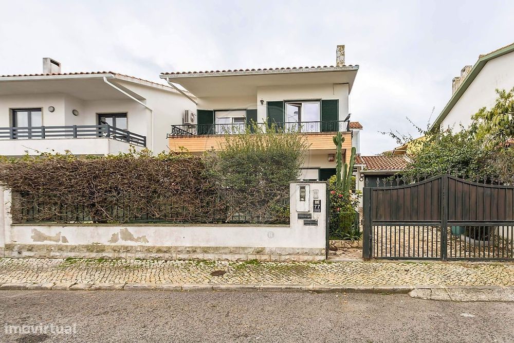 Moradia T5 para venda