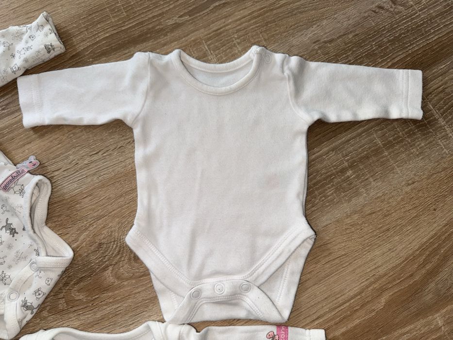 Zestaw 3xbody, 2xczapeczki, 3xrękawiczki, 5xskarpetki, do odbicia