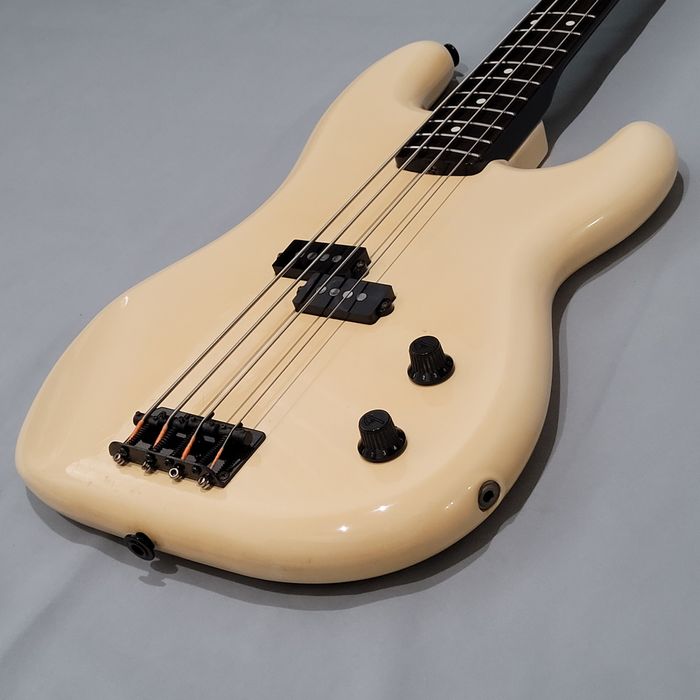 FenderJapan フェンダージャパン PB-551 BOXER Aシリアル FenderJapan フェンダージャパン PB-551 BOXER Aシリアル - メルカリ