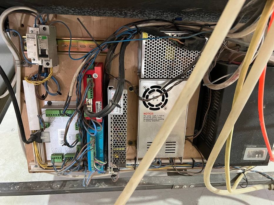 Лазерний верстат  поле 160*80