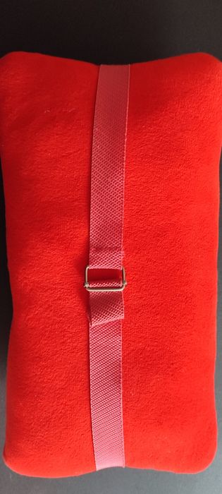 Подушка підголівник автоледі