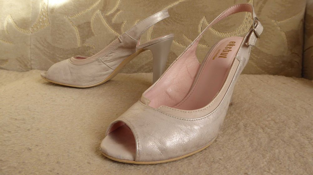 Sandały szpilki pantofle skórzane piękne perłowe beż złoto EKSBUT r.38