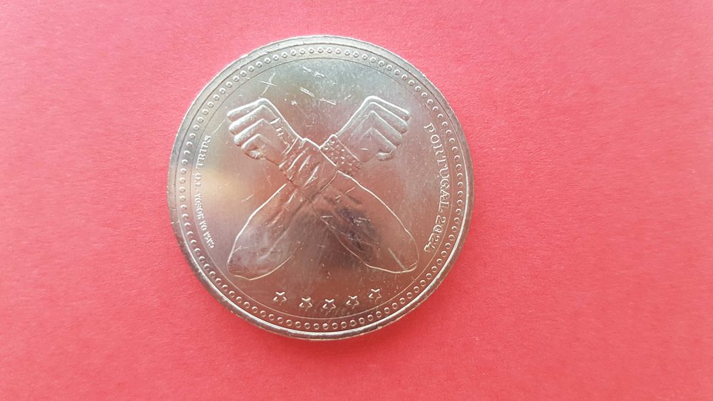 Moeda Comemorativa Xutos & Pontapés CuNí Normal