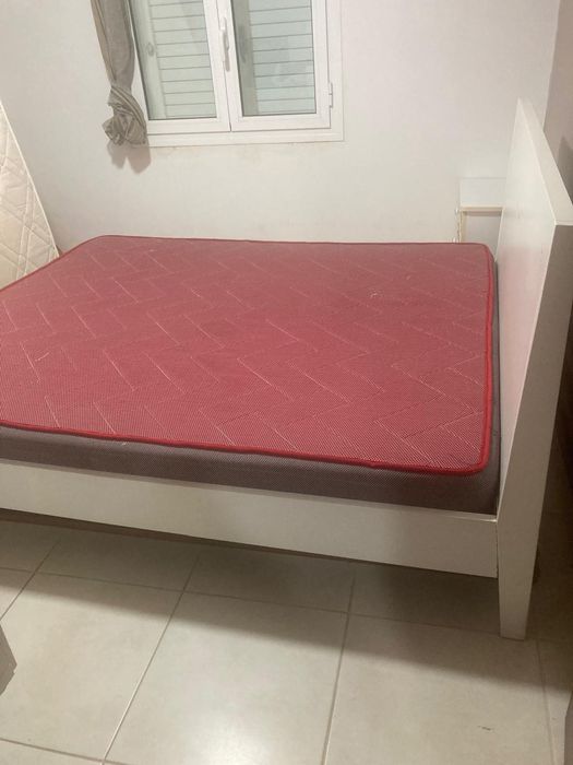 Cama de casal King size com colchão