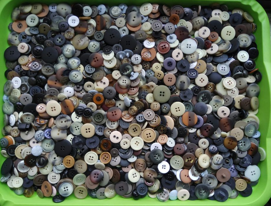 1kg de botões para costura novos