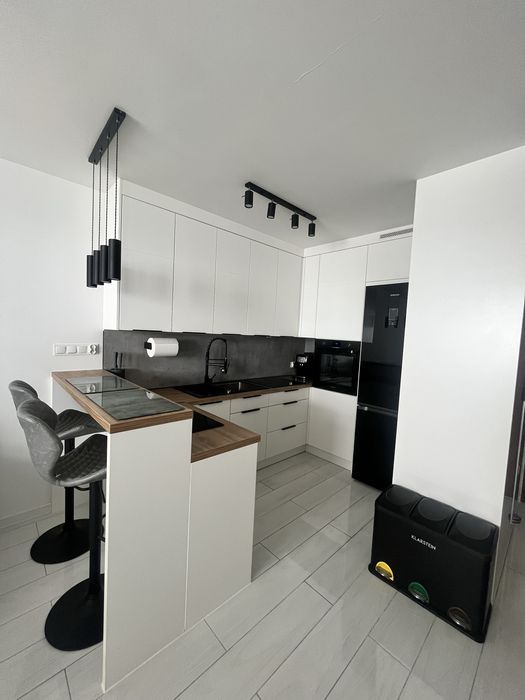 Mieszkanie, komórka lok, garaż podziemny