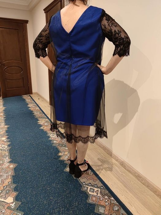 Вишивка ручна, плаття.