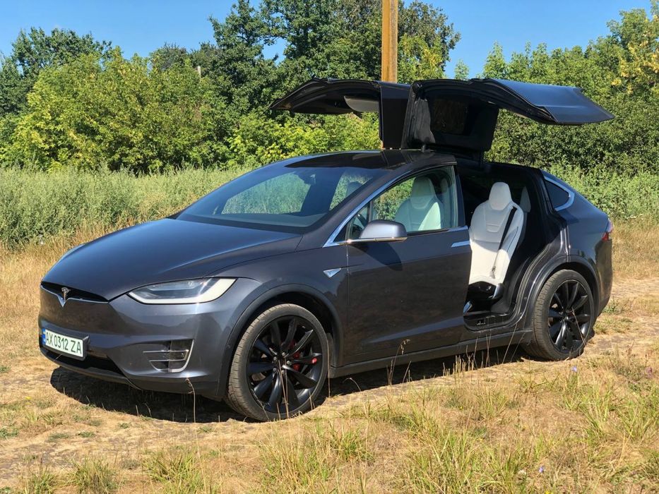 Tesla Model X 2016