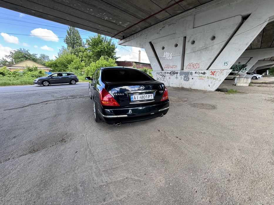 Nissan teana 2.35
