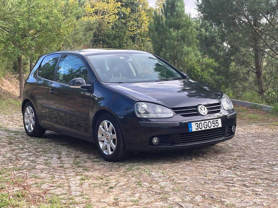 VW Golf V 1.9 TDI BlueMotion 3P | 1.9 TDI | Económico e Raro