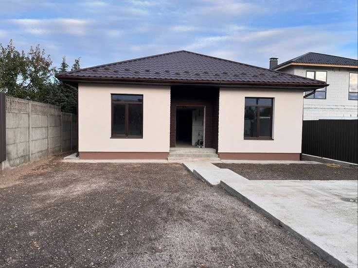 ДОМ ПОД КЛЮЧ: фундамент, кровля, ремонт, забор, тротуар. Окна, двери