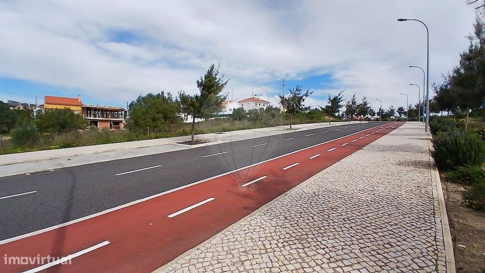 Moradia T4 para venda