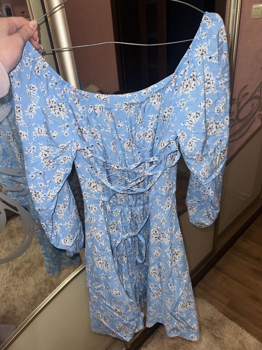 Сукня блакитна літня