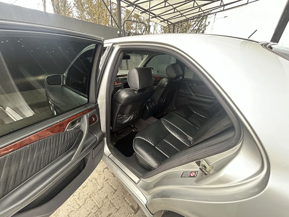 Мерседес 210 3.2 тди