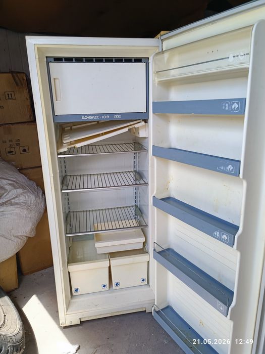 Продам холодильник Домбас 10е