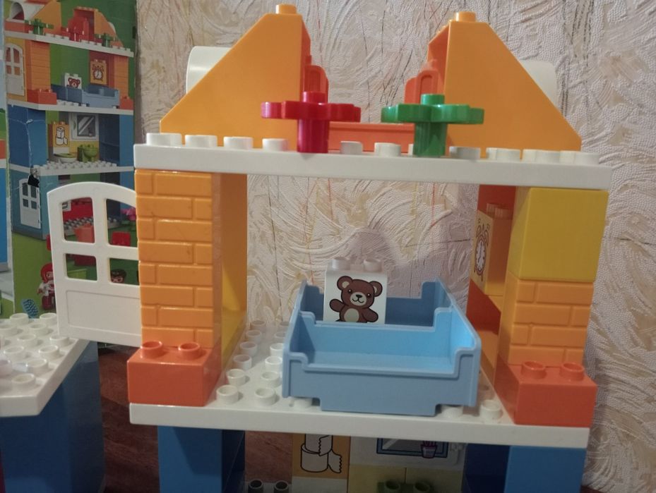Конструктор Lego Duplо Сімейний дім 10835