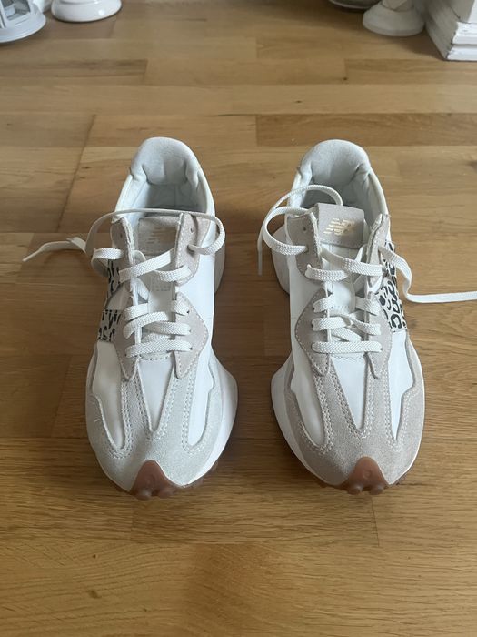 New Balance sneakersy model 327